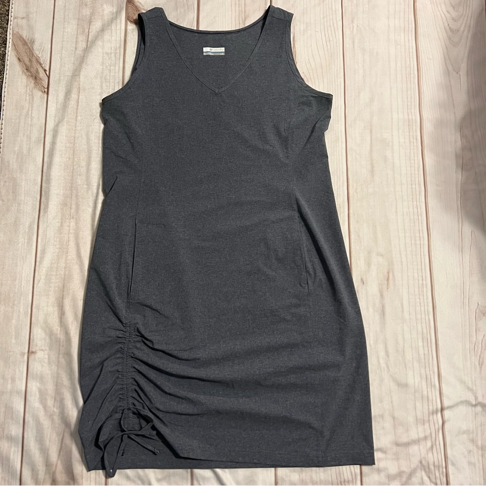 Columbia Size L Anytime Casual III Dress Stain Resistant Sun Protection Gray